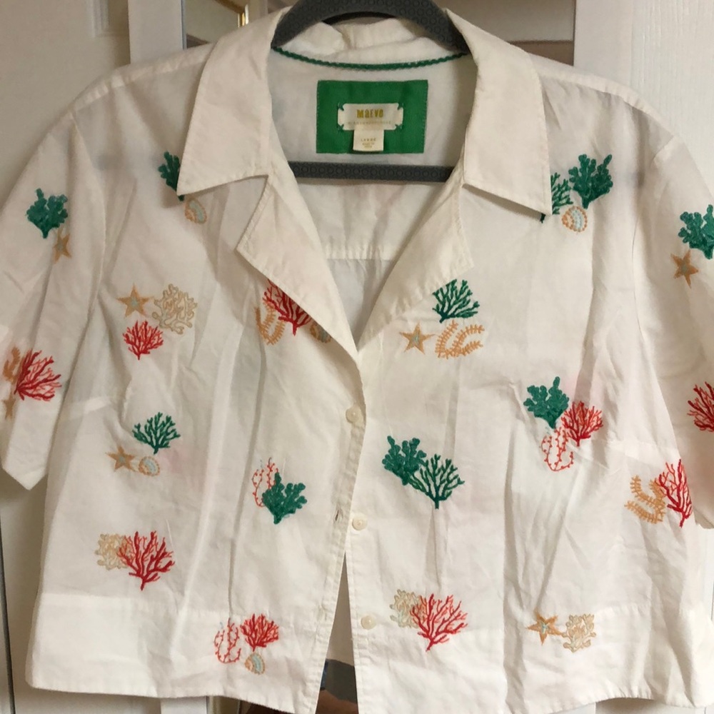 Maeve (Anthropology) size Lg cropped blouse. Short sleeve. Cropped.